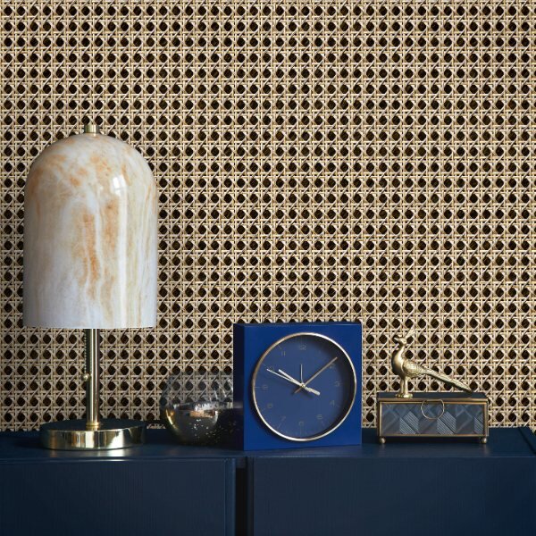 Mit “Struktura” präsentiert Marburg Tapeten,...