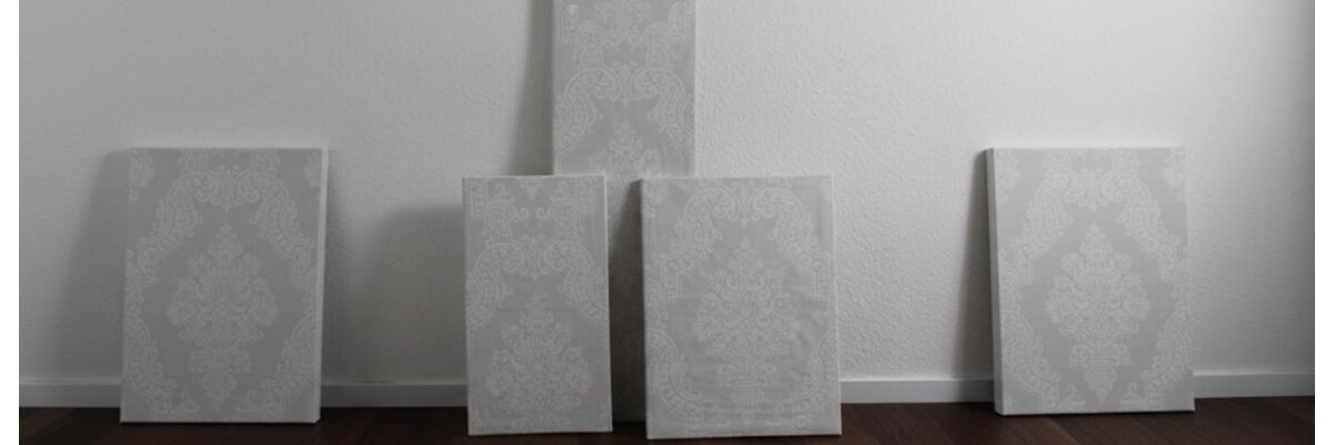 Bastelidee: Tapete auf Leinwand mit Keilrahmen - Tapete auf Leinwand ziehen / kleben ✓ Tolle Bastelidee mit alten Tapeten &amp; Keilrahmen ✓ Tapetenreste kreativ verwerten » Inspirieren lassen bei TapetenMax®