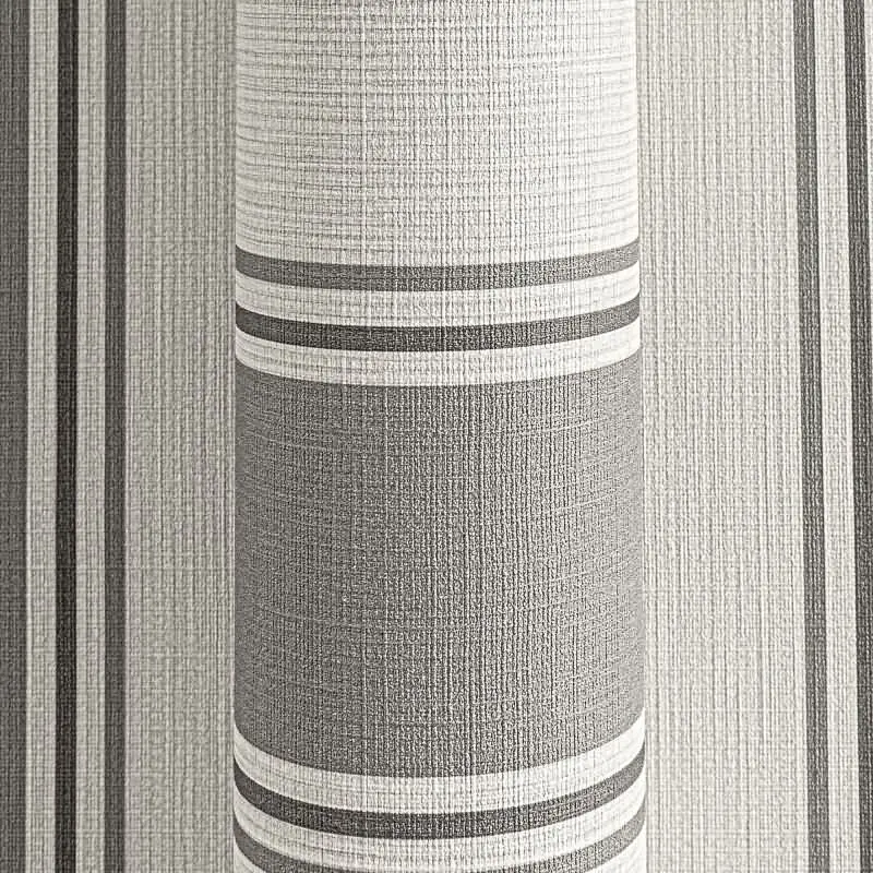 Vliestapete mit grauen Streifen auf hellem Hintergrund (KG-175904)