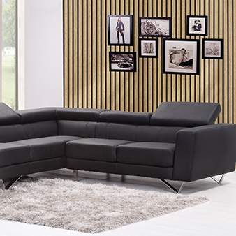 Beispiel Tapete braun Holzpaneel an Wand